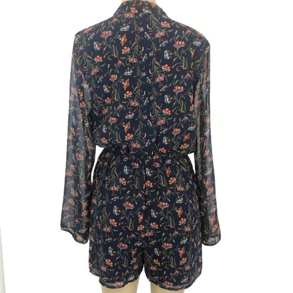 NWOT BCBGeneration Pussy Bow Romper XS 2 Long Sleeve Neck Tie Pocket Floral Navy - Picture 6 of 16